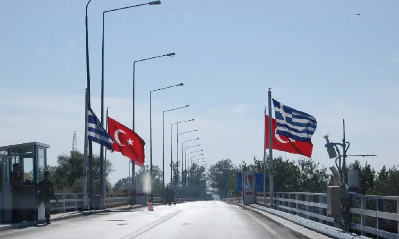 Ελληνοτουρκικά: Απίστευτη Τουρκική προπαγάνδα - Πεθάναμε για την Ελλάδα στον Β' Παγκόσμιο Πόλεμο
