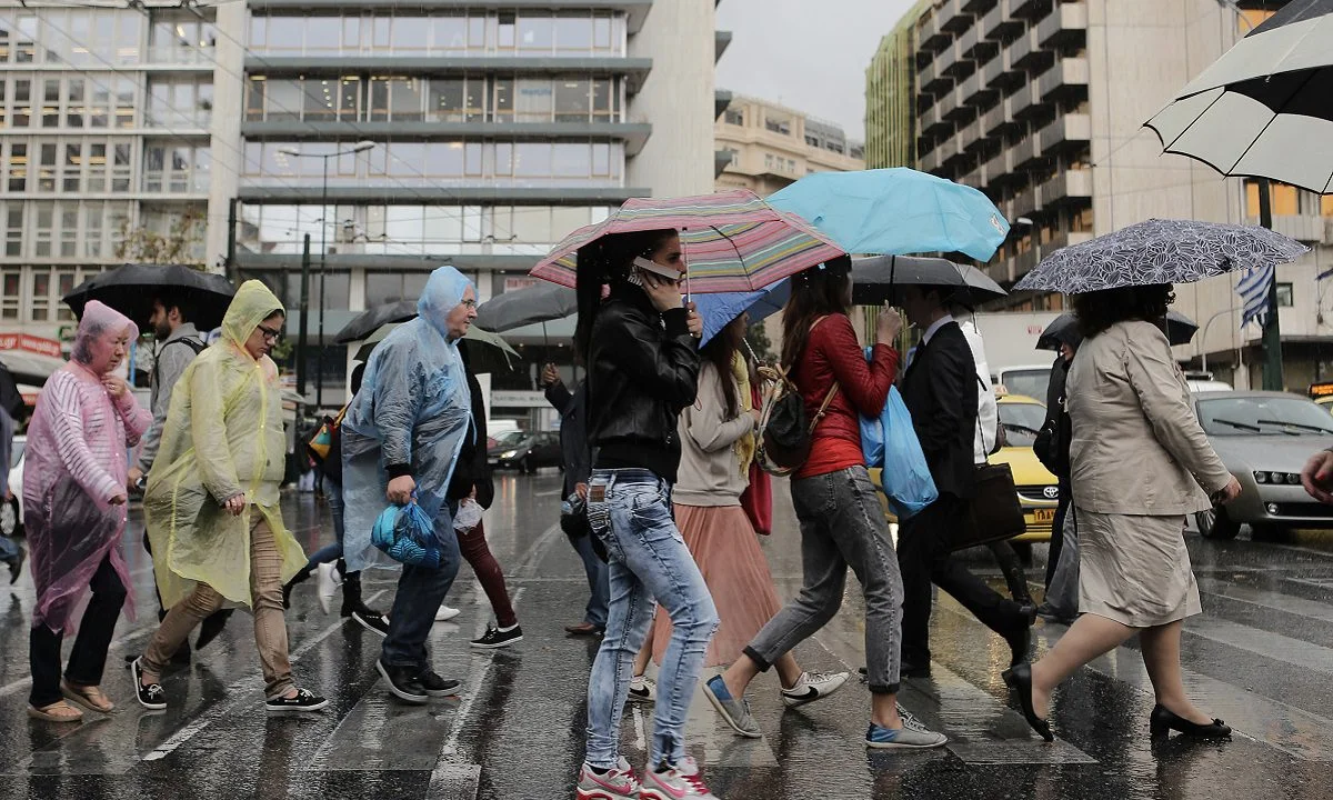 Καιρός: Ραγδαία επιδείνωση θα παρουσιάσει το σκηνικό του καιρού το προσεχές Σαββατοκύριακο με βροχές και καταιγίδες!