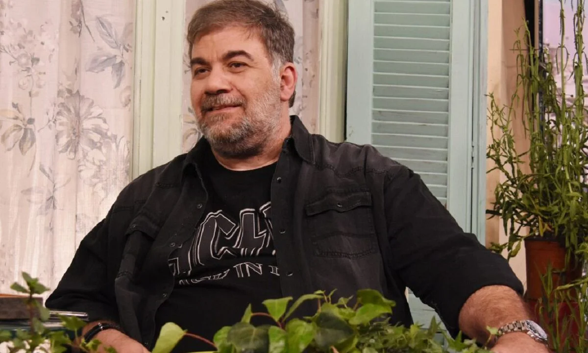 H σοκαριστική αποκάλυψη του Δημήτρη Σταρόβα!