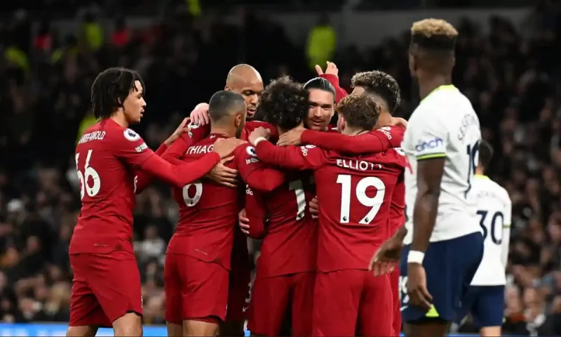 Premier League: Νίκη κορυφής η Άρσεναλ - Πρώτο διπλό στο Λονδίνο η Λίβερπουλ και στραπάτσο η Μάντσεστερ Γιουνάιτεντ