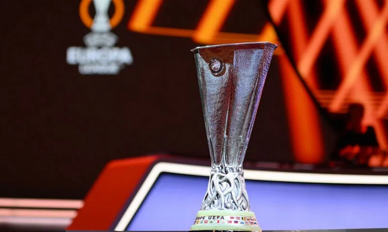 Europa League: «Τιτανομαχία» Μπαρτσελόνα - Μάντσεστερ Γιουνάιτεντ στα play-offs!