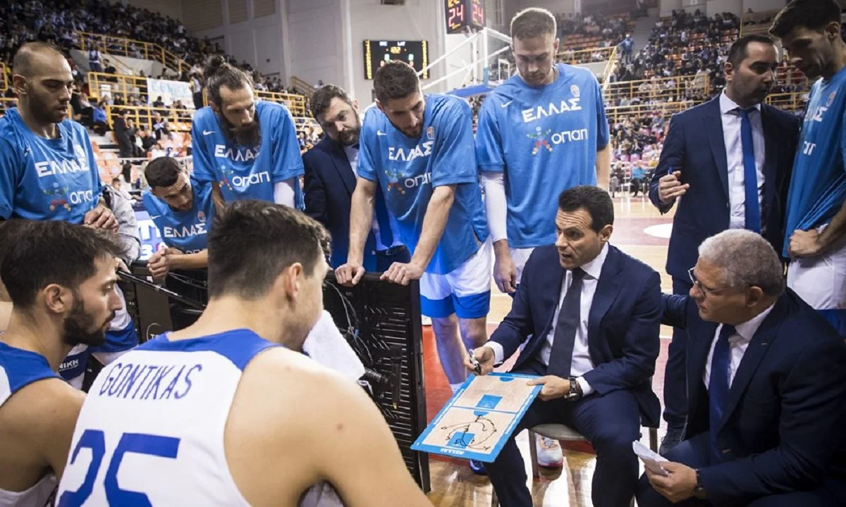 Η Ελλάδα ηττήθηκε από την Λετονία έβαλε κάποια προβλήματα στο μυαλό της για την πρόκριση στο Παγκόσμιο αλλά την Δευτέρα (14/11) κρίνονται όλα.