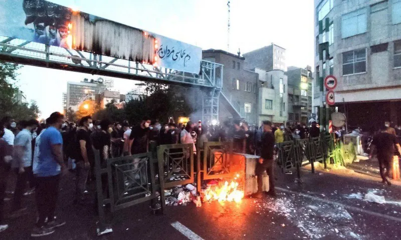 Ιράν: Τέσσερις ακόμη άνθρωποι καταδικάστηκαν σε θάνατο