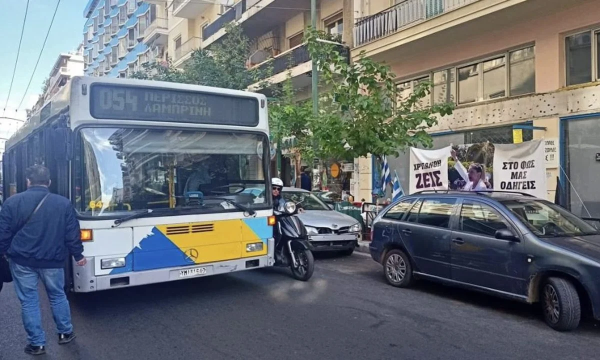 Υγειονομικοί για τους οποίους ο Θ. Πλεύρης ισχυρίζεται πως... «δεν πιστεύουν στην επιστήμη», έσωσαν μωράκι που έπαθε εισρόφηση μέσα σε αστικό λεωφορείο!
