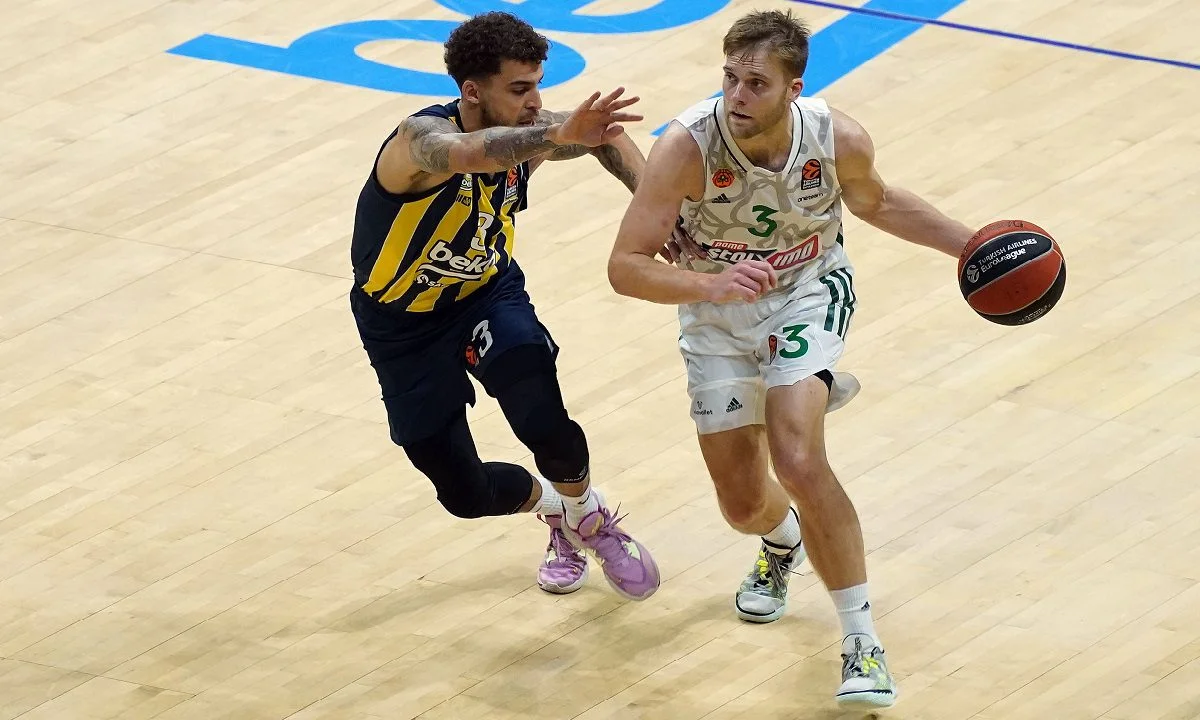 Στην τελευταία θέση της βαθμολογίας της Euroleague βρίσκεται πλέον ο Παναθηναϊκός καθώς μετά το -30 στην Πόλη, χάλασε ακόμα περισσότερο το goal average του.