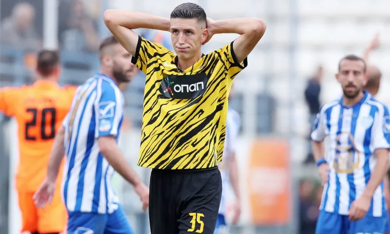 Super League 2: Τα κατάφερε ο ΠΑΟΚ Β', όχι η ΑΕΚ Β' - Αποτελέσματα, βαθμολογία και αλλαγές προπονητών