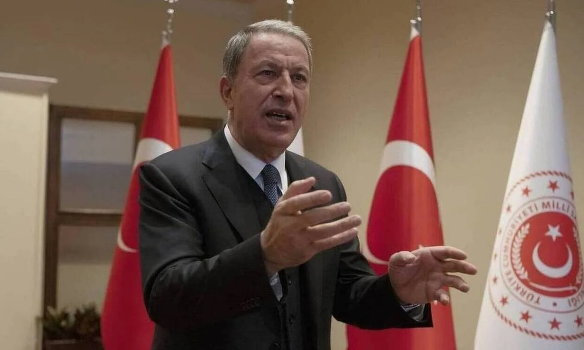 Τουρκία: Προκλητικές δηλώσεις για άλλη μια φορά από τον Τούρκο υπουργό Εθνικής Άμυνας, Χουλουσί Ακάρ, κατά της Ελλάδας.