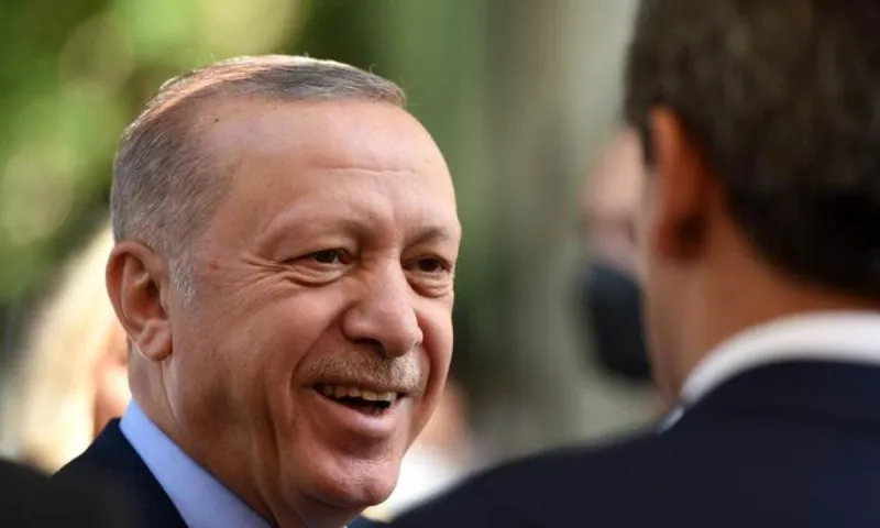 Τουρκία: Αιφνιδιάζει με πρόωρες εκλογές ο Ερντογάν; - Το ύπουλο σχέδιο για να εκλεγεί ξανά (vid)