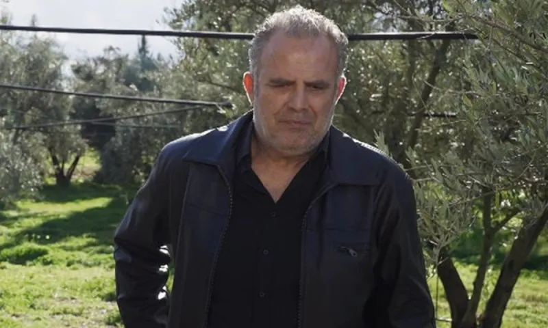 Η γη της ελιάς επόμενα επεισόδια: Ο Στάθης μιλά με τον απαγωγέα του παιδιού - Αυτούς εξοργίζει η Μυρτάλη