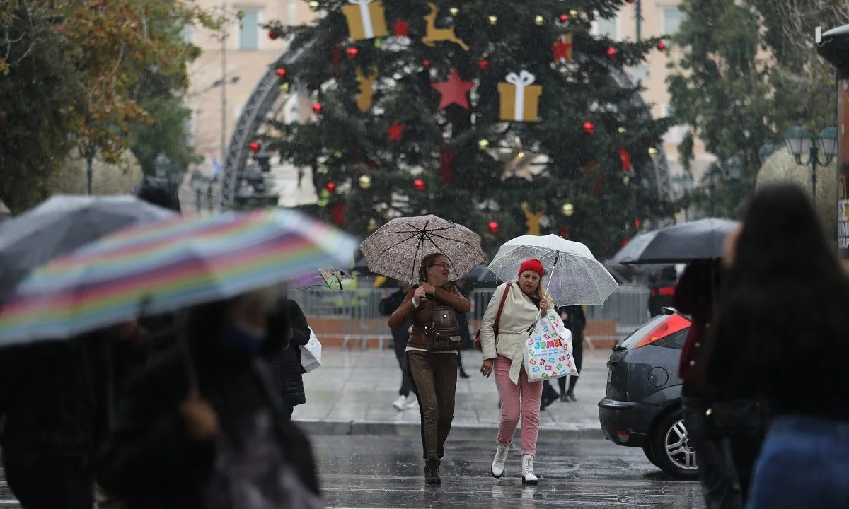 Καιρός: Καλά κρατεί το... φθινοπωρινό σκηνικό και την Τρίτη (6/12), καθώς αναμένονται τοπικές βροχές και καταιγίδες.