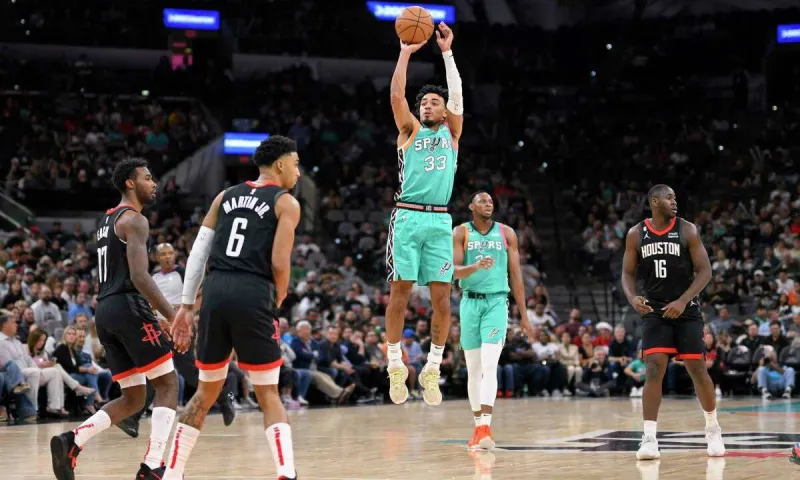 NBA Αποτελέσματα: Μαγικοί Σπερς πήραν το ντέρμπι με τους Ρόκετς - Αγωνία μέχρι τέλους για τους Νάγκετς