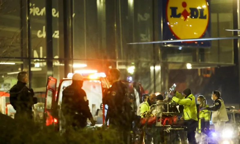 Γαλλία: Τρόμος σε σούπερ μάρκετ μετά από επίθεση με τσεκούρι - Τραυματίες σε σοβαρή κατάσταση! (vid)