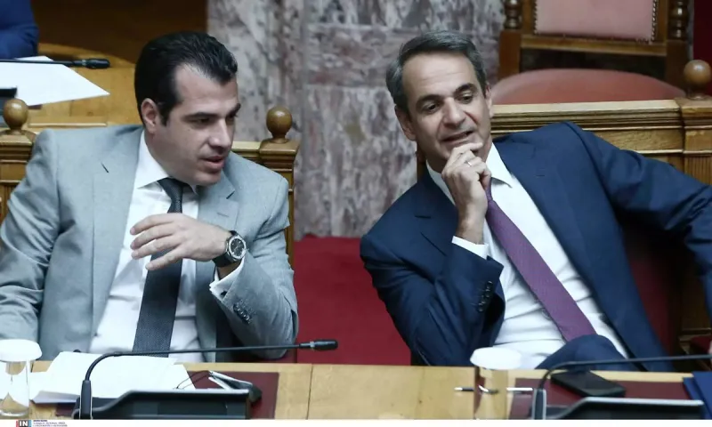 Ποδοπατούν και το «φέρετρο» του ΕΣΥ: O Πλεύρης ανακοίνωσε λουκέτο σε νοσοκομεία και «κούρεμα» χρηματοδότησης!