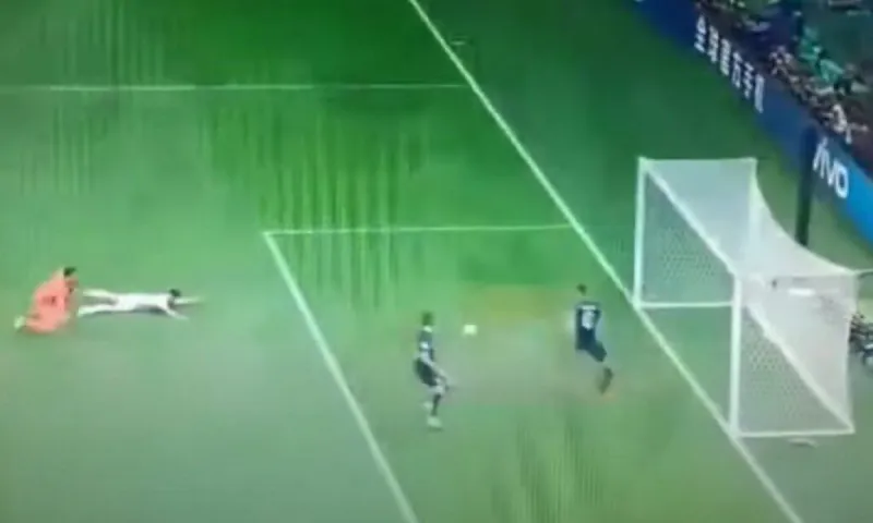 Πόσο μοιάζει το πέναλτι που πήρε η Αργεντινή με εκείνο που ζήτησε η ΑΕΚ στο «Γ. Καραϊσκάκης»;