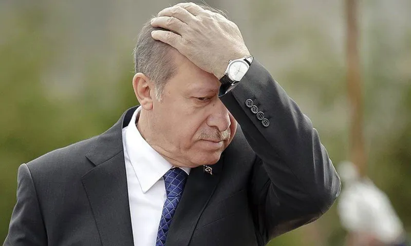 Τουρκία: «Ψυχρολουσία» από Μενέντεζ για τα F-16: «Σταματήστε τις προκλήσεις προς την Ελλάδα για να τα πάρετε»