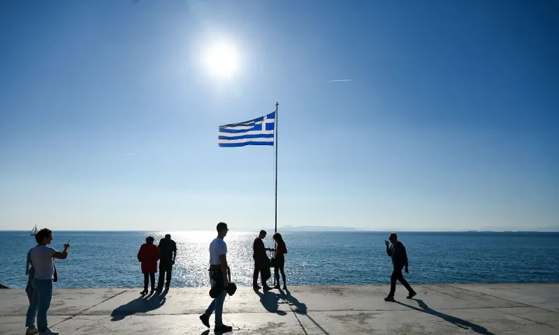 Καιρός: Δεύτερη μέρα Χριστουγέννων με ήλιο και υψηλές θερμοκρασίες!