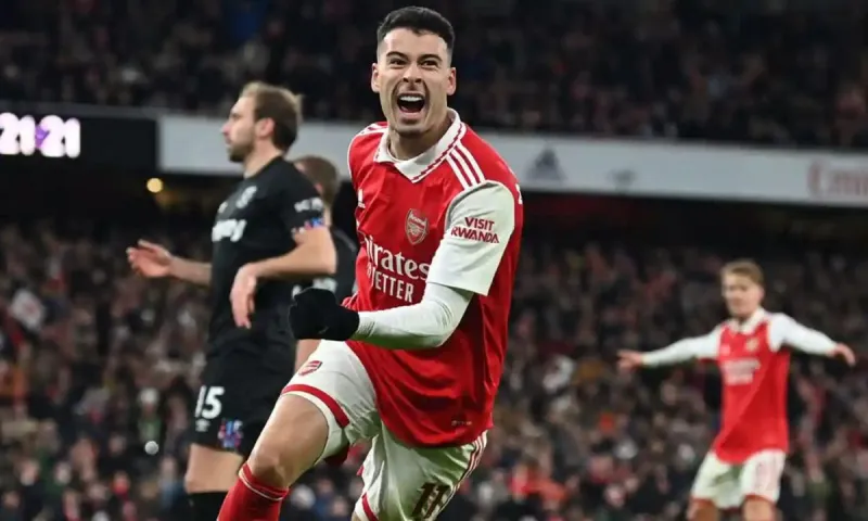 Premier League: Τριάρες Άρσεναλ και Λίβερπουλ - Τρομερή Νιούκαστλ και ιστορικός Κέιν