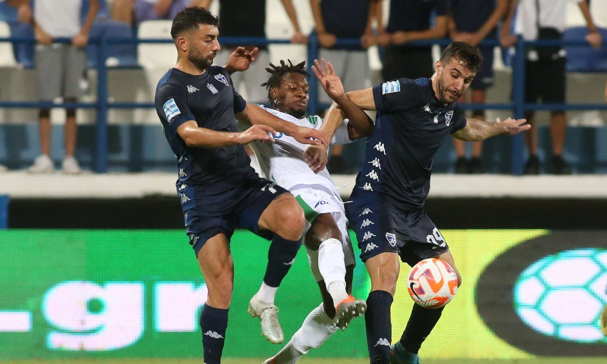Λεβαδειακός - Ιωνικός LIVE: Παρακολουθήστε την εξέλιξη της αναμέτρησης (17:00) για την 15η αγωνιστική του πρωταθλήματος.