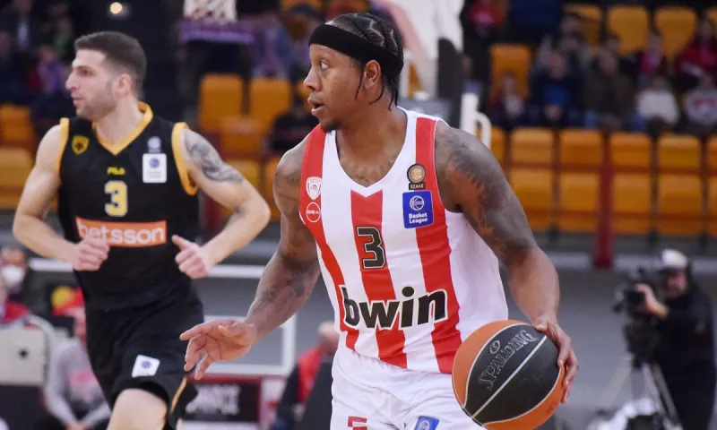 Ολυμπιακός- ΑΕΚ 111-71: Ξέσπασμα Κάνααν με ρεκόρ