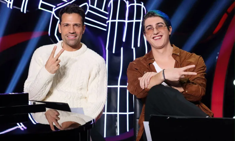 The Voice - Έπος στο Twitter, το μπέρδεψαν με το Survivor: «Μήπως να τους αφήσουν νηστικούς και βρώμικους για να τραγουδούν καλύτερα;»
