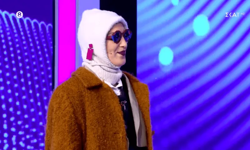 My Style Rocks: Kλάμα στο Twitter με το ιδιαίτερο concept της Σελένης Φωτιάδη - «Σκουφί με αντικλεπτικό έβαλε;»