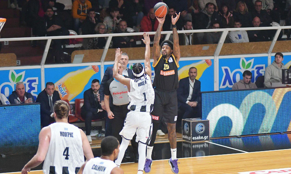 Βαθμολογία Basket League (13η αγωνιστική): Πως διαμορφώθηκε η βαθμολογία μετά τις νίκες των ΑΕΚ, Προμηθέα Πατρών και Κολοσσού Ρόδου.