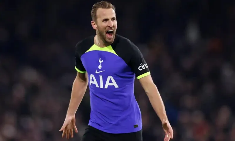 Premier League: Έγραψε ιστορία ο Κέιν και χάρισε τρίποντο στην Τότεναμ