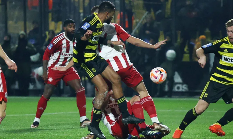 Άρης - Ολυμπιακός 0-0: Ημίχρονο με μεγάλες ευκαιρίες με Γκρέι και Μασούρα (vids)