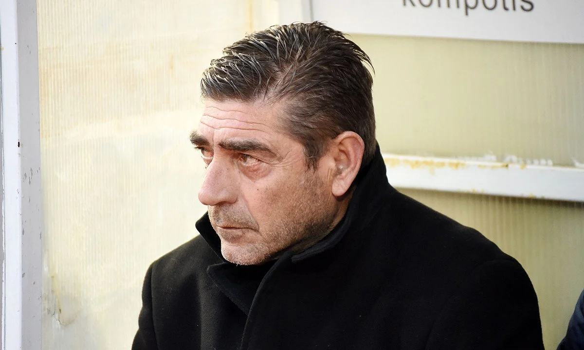 Super League Παρασκήνια: Ψωνίζει από Ολυμπιακό ο Λεβαδειακός - Τι λένε οι αυλικοί στη Λαμία