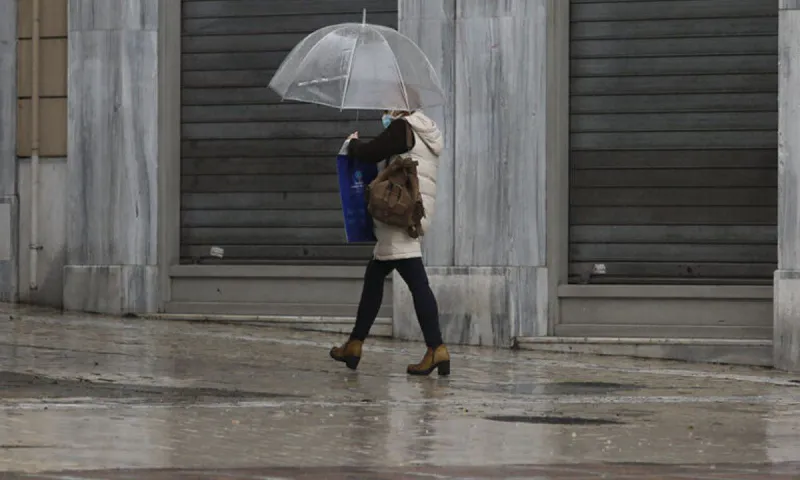Καιρός και πάλι με συννεφιά και βροχές, ακόμη και στην Αθήνα την Τρίτη (31/1) - Ισχυροί άνεμοι