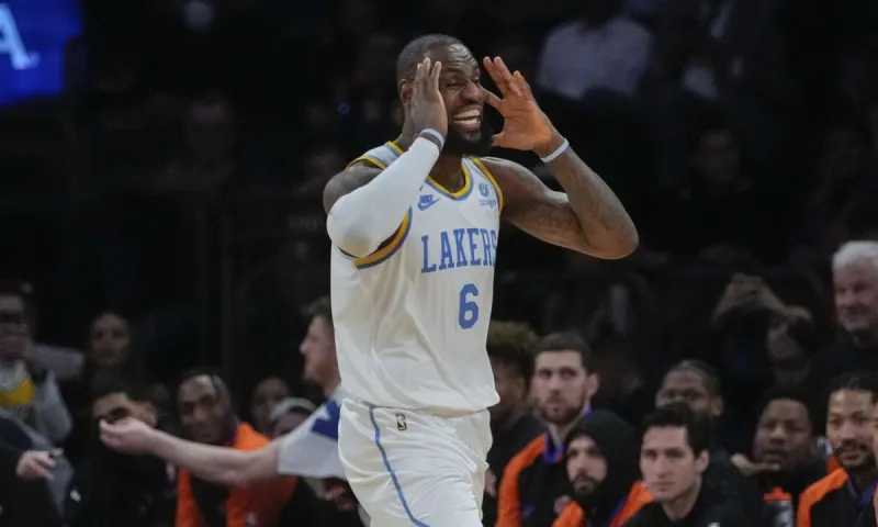 NBA Αποτελέσματα: Νίκη στην παράταση για τους Λέικερς - «Τριπλός» ξανά ο Γιόκιτς!