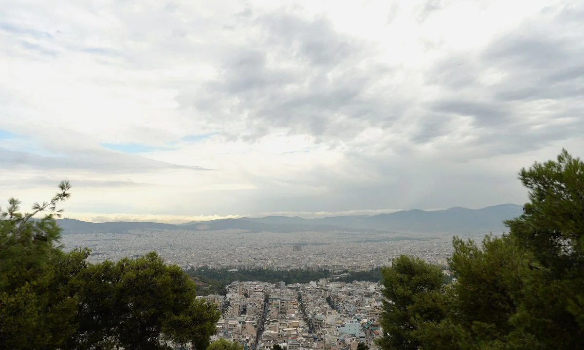 Βελτιωμένος αναμένεται να είναι ο καιρός αύριο Πέμπτη (2/2/2023) σύμφωνα με το Εθνικό Αστεροσκοπείο.