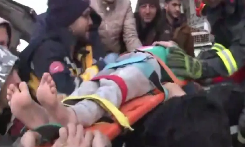 Τουρκία: Ξεκινά η επίλεκτη ομάδα Ελλήνων εθελοντών - Δυσκολεύει η κατάσταση στα ερείπια