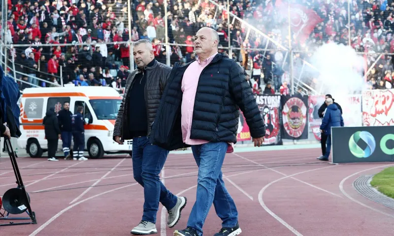 Μπέος: «Μεζούρα, τσουγκράνες, έχουμε ξεφύγει ειλικρινά!»