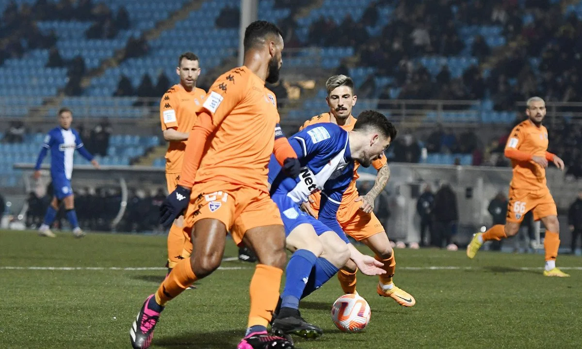 Βαθμολογία Super League: Πολύτιμος βαθμός για Ιωνικό, χαμένη ευκαιρία για ΠΑΣ Γιάννινα