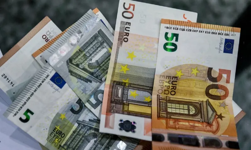 «Νέο Δώρο Πάσχα»: Δείτε αν το δικαιούστε και ποιο είναι το ποσό (vid)