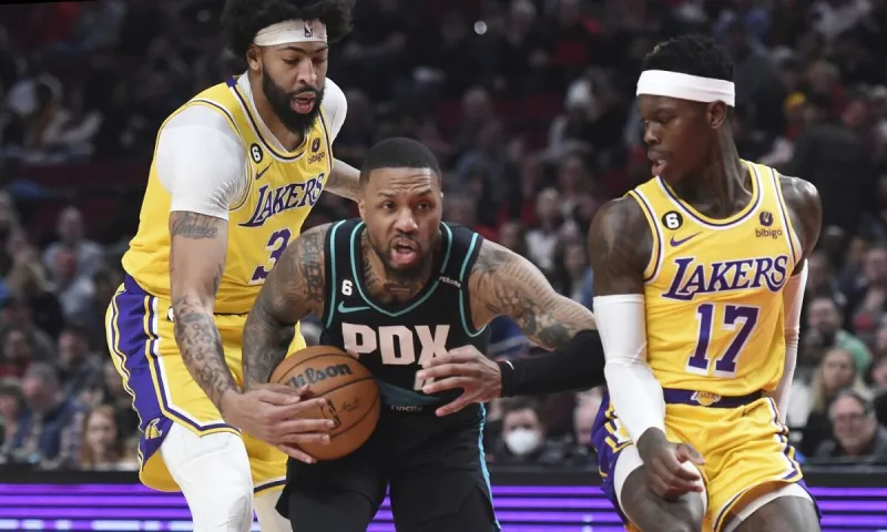 NBA Αποτελέσματα: Ο Λίλαρντ «διέλυσε» τους Λέικερς – Νίκη για τους πρωταθλητές Γουόριορς!
