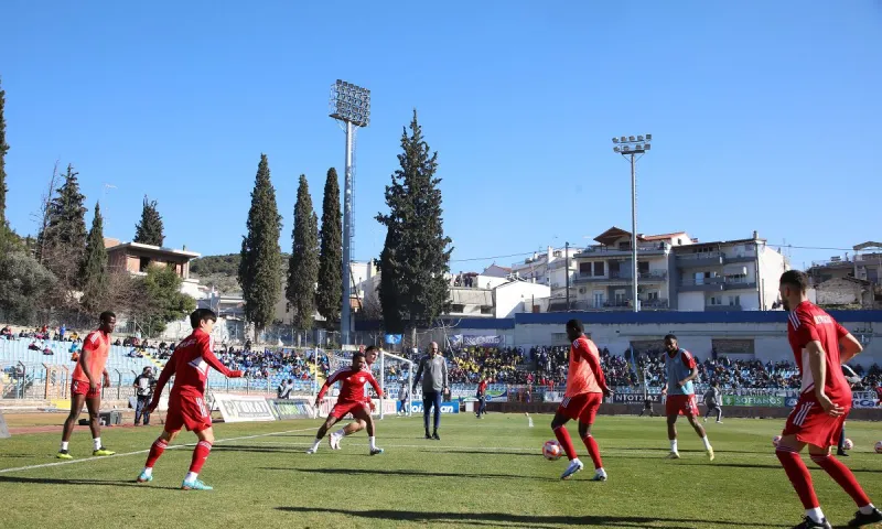 Λαμία - Ολυμπιακός: Ανανεωμένη η 11άδα του Μίτσελ - Κανός και Μπα βασικοί