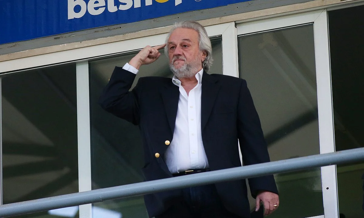 Super League Παρασκήνια: Ποιον ήθελε προπονητή ο Πίτι στη Λαμία, ποιος φεύγει από τον Παναιτωλικό και για τι μετάνιωσε ο Γιάννης Κομπότης