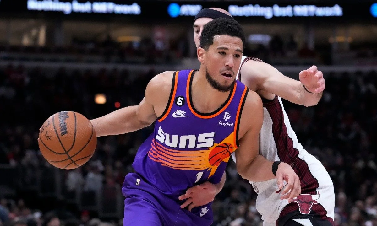 NBA Αποτελέσματα: Πάρτι με Ντουράντ και Μπούκερ για τους Σανς – Ήττα ξανά για τους Λέικερς!