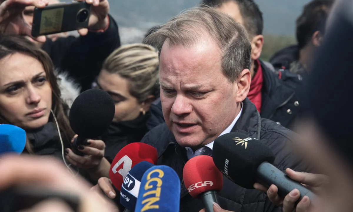 Τα κροκοδείλια δάκρυα που έδειξε ο Κώστας Καραμανλής στις κάμερες δεν κράτησαν ούτε μια εβδομάδα - Τι θετικό έχει να προσφέρει σε αυτόν τον τόπο αυτός ο πολιτικός;
