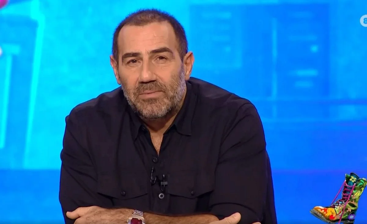 Είναι προτεραιότητα του Άδωνι Γεωργιάδη να υπερασπιστεί τον Άρη Πορτοσάλτε, μετά το δυστύχημα στα Τέμπη; Απασφάλισε ο Αντώνης Κανάκης.