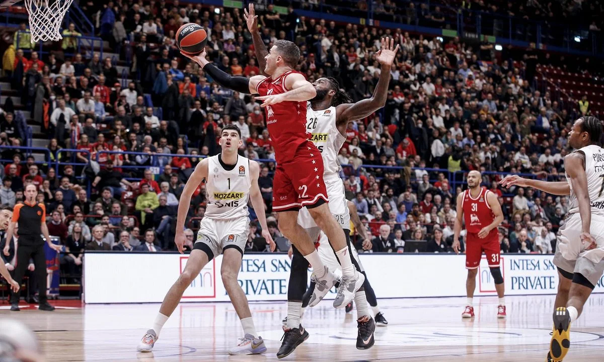 Μπορεί να αλλάξει τα δεδομένα στη φετινή Euroleague η Αρμάνι Μιλάνο που έχει κάνει ένα εντυπωσιακό ντεμαράζ;