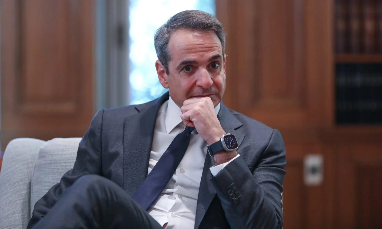 Το αφήγημα του «ανήξερου» πρωθυπουργού παρουσίασε πάλι ο Γ. Οικονόμου - «Δεν ήξερε» για τον ΟΣΕ, όπως «δεν ήξερε» για τις υποκλοπές.