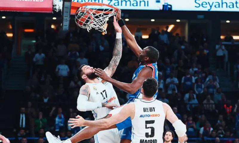 Εφές- Ρεάλ Μαδρίτης 90-89: Νίκη πρωτιάς για τον Ολυμπιακό