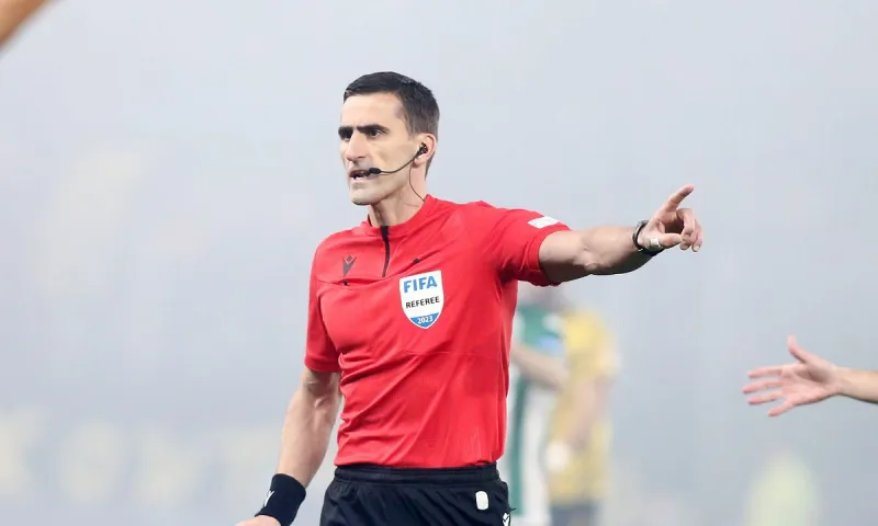 Ο Νικολογιάννης μιλάει για διαιτητικό όργιο εις βάρος του Παναθηναϊκού - Τσακώνεται και με Κετσετζόγλου