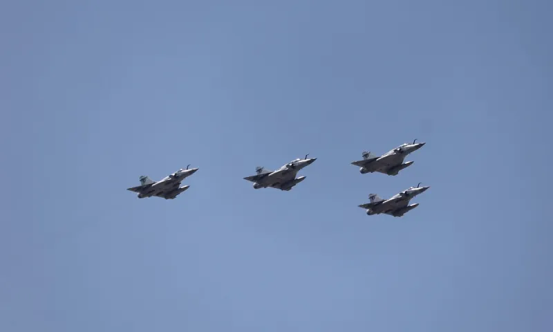 Δυνατές στιγμές και φωτογραφίες από την στρατιωτική παρέλαση για την 25η Μαρτίου