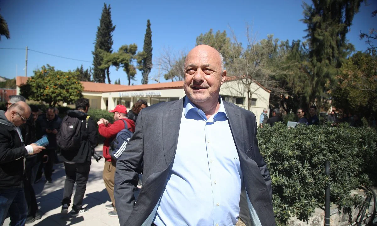 Αποχώρησε ο Αχιλλέας Μπέος - «Δεν τους ενδιαφέρει το ποδόσφαιρο αλλά το ποιος θα πάρει τον πρωτάθλημα»