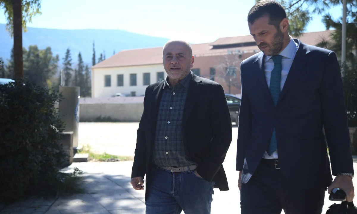 Ο Αλαφούζος το έψαξε απευθείας με την UEFA και επιβεβαιώνει το Sportime για τις δυσκολίες που υπάρχουν για να έρθουν elite διαιτητές!