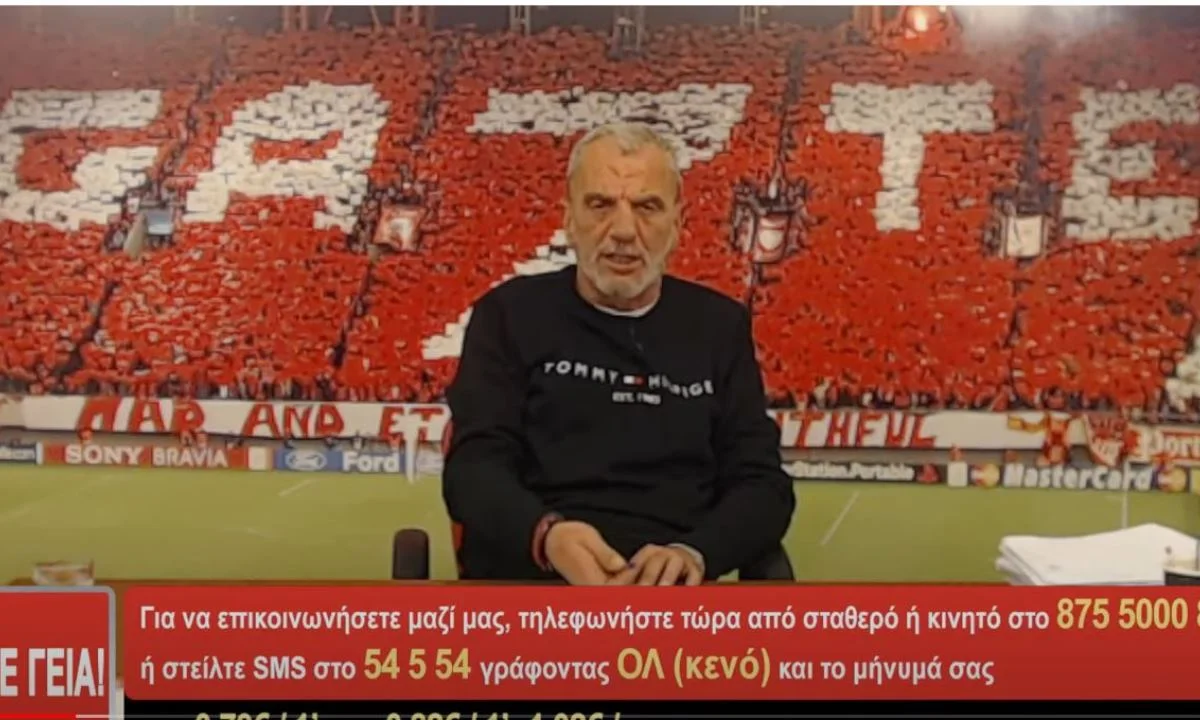 Ο Άκης στην εκπομπή της Θύρας 7 ασχολήθηκε με το περιστατικό της φούστας και τον πρόεδρο της ΕΠΟ, Τάκη Μπαλτάκο.